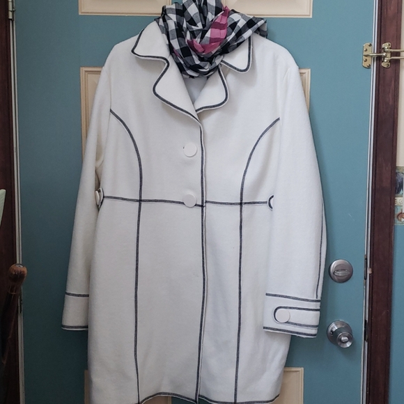 Robert Louis Jackets & Blazers - Robert Louis ivory winter/ black stitching coat